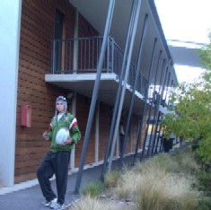 LdgQtn.JPG (18583 bytes)